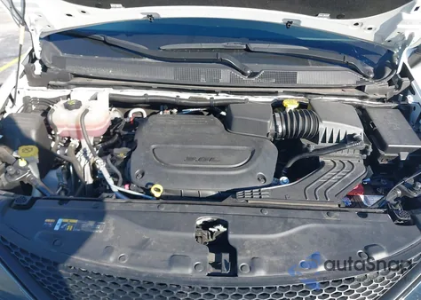 2024 Chrysler Voyager Lx z USA, uszkodzony, nr VIN 2C4RC1CG5RR130016